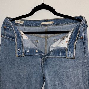 Levi wedgie jeans